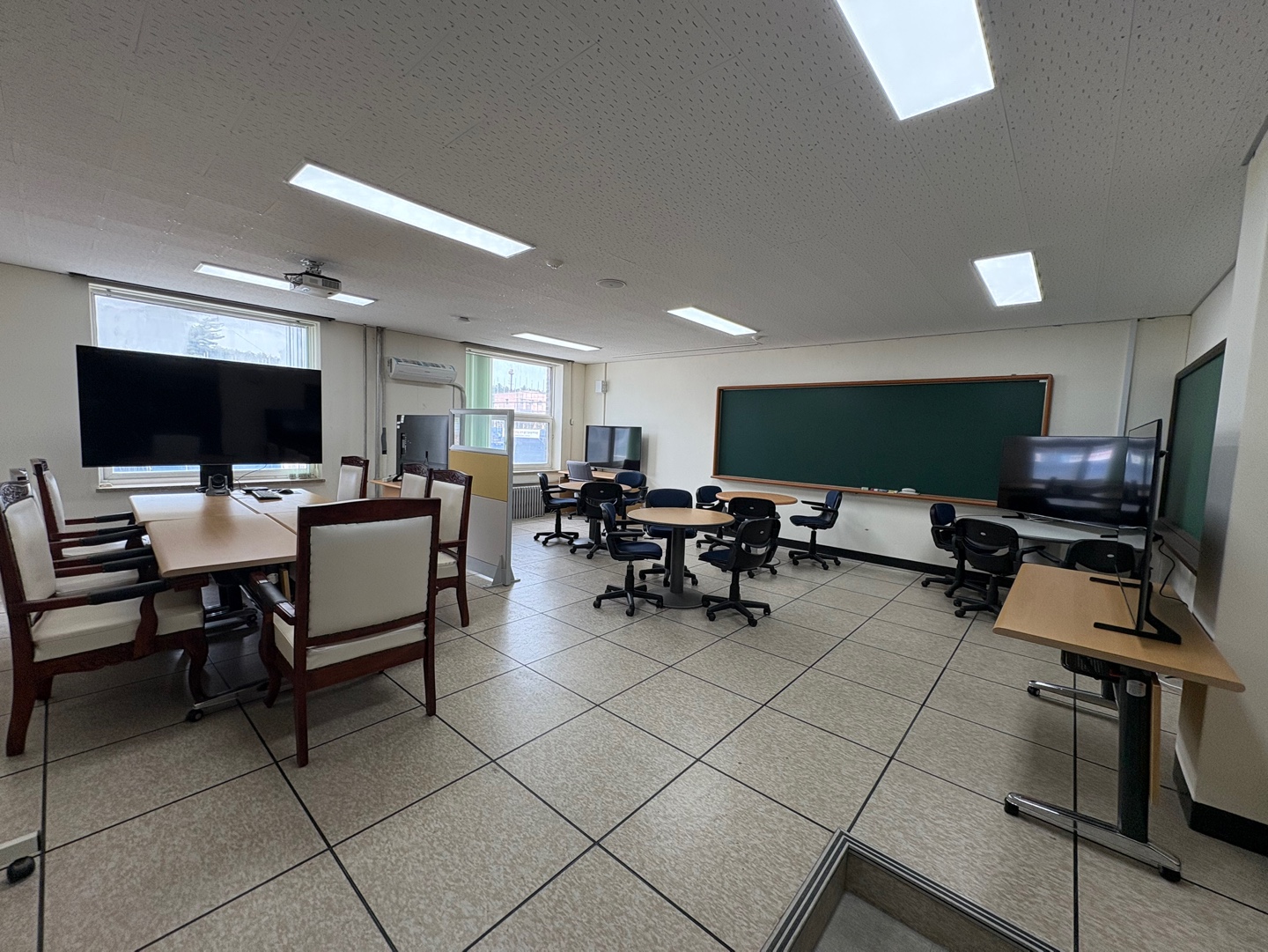 정보통계분석실-4