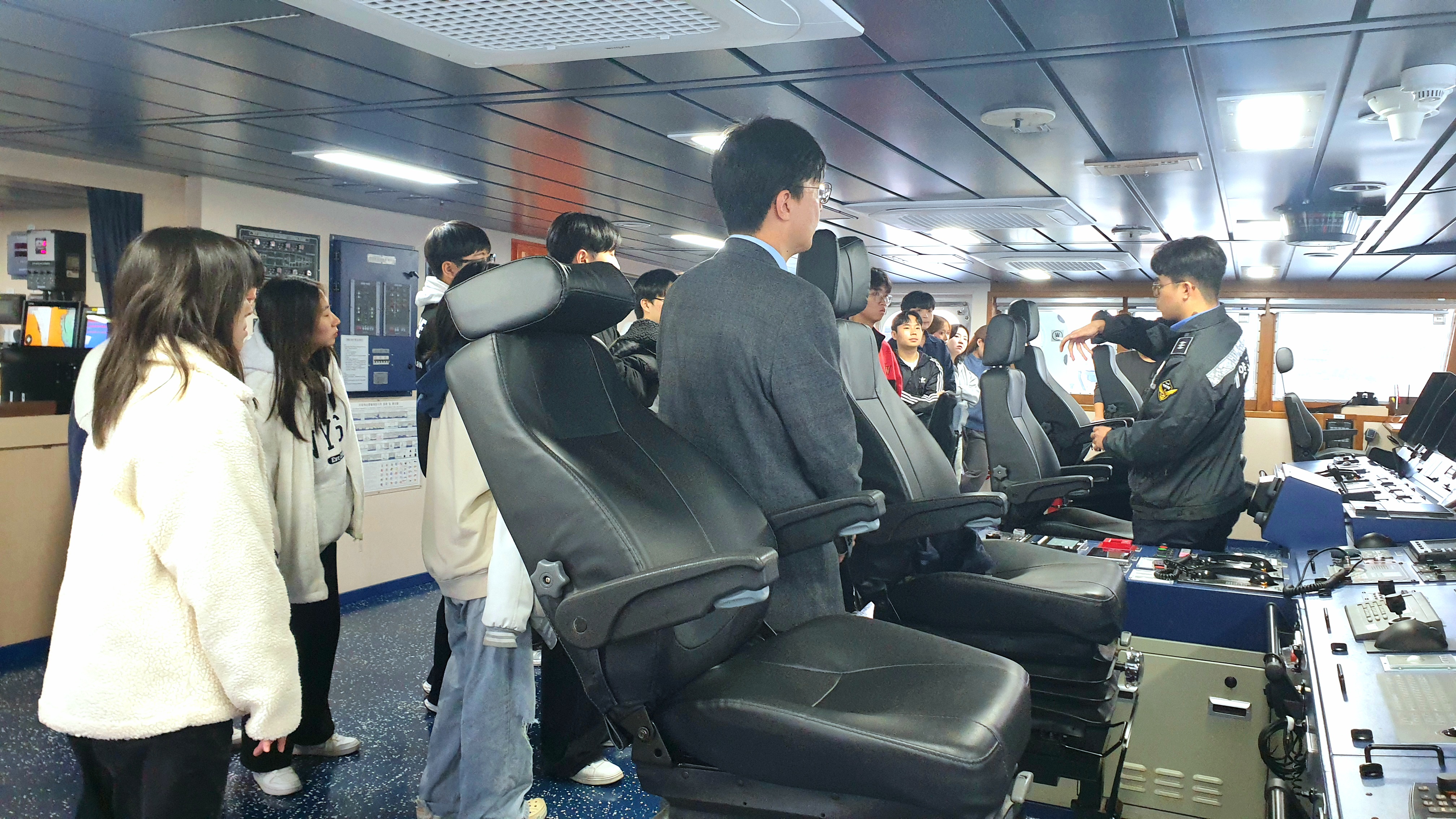 동해지방해양경찰청&동해해양경찰서 소속 3017 함정 견학(2024. 11. 14.) 3 대표이미지